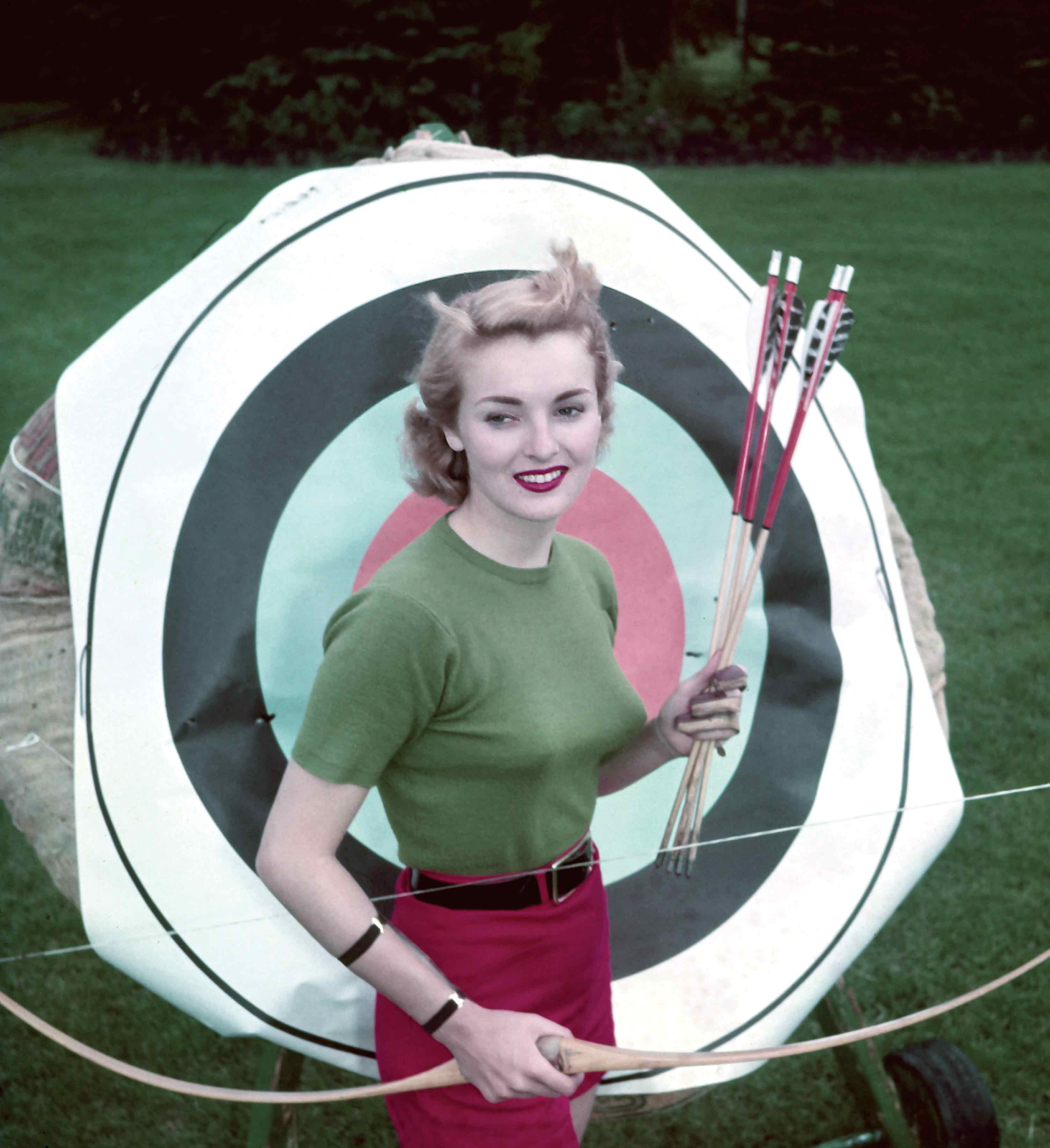 Archery-Girl-